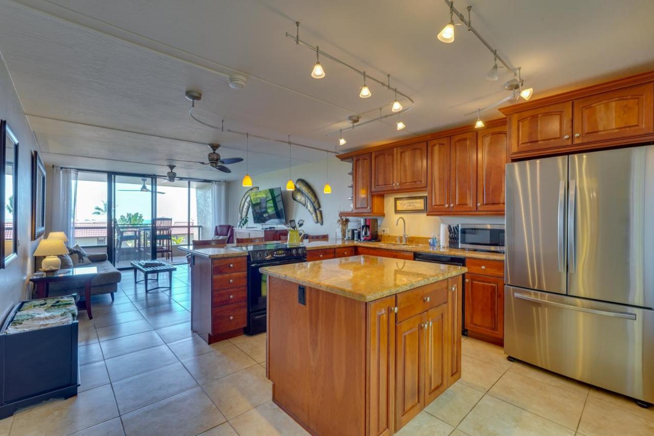 Kona Pacific Top Floor Retreat Ocean View And Pool! Kailua-Kona Exterior photo