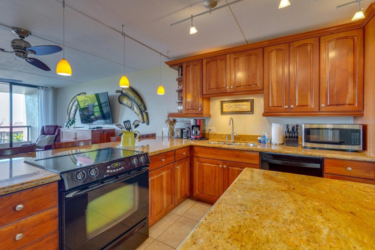 Kona Pacific Top Floor Retreat Ocean View And Pool! Kailua-Kona Exterior photo